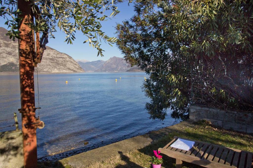 ISEO CHARME VILLAS room 3